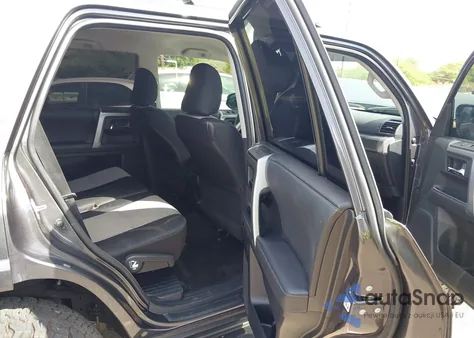 2022 Toyota 4Runner Sr5 from USA, damaged, VIN JTEEU5JR0N5265348